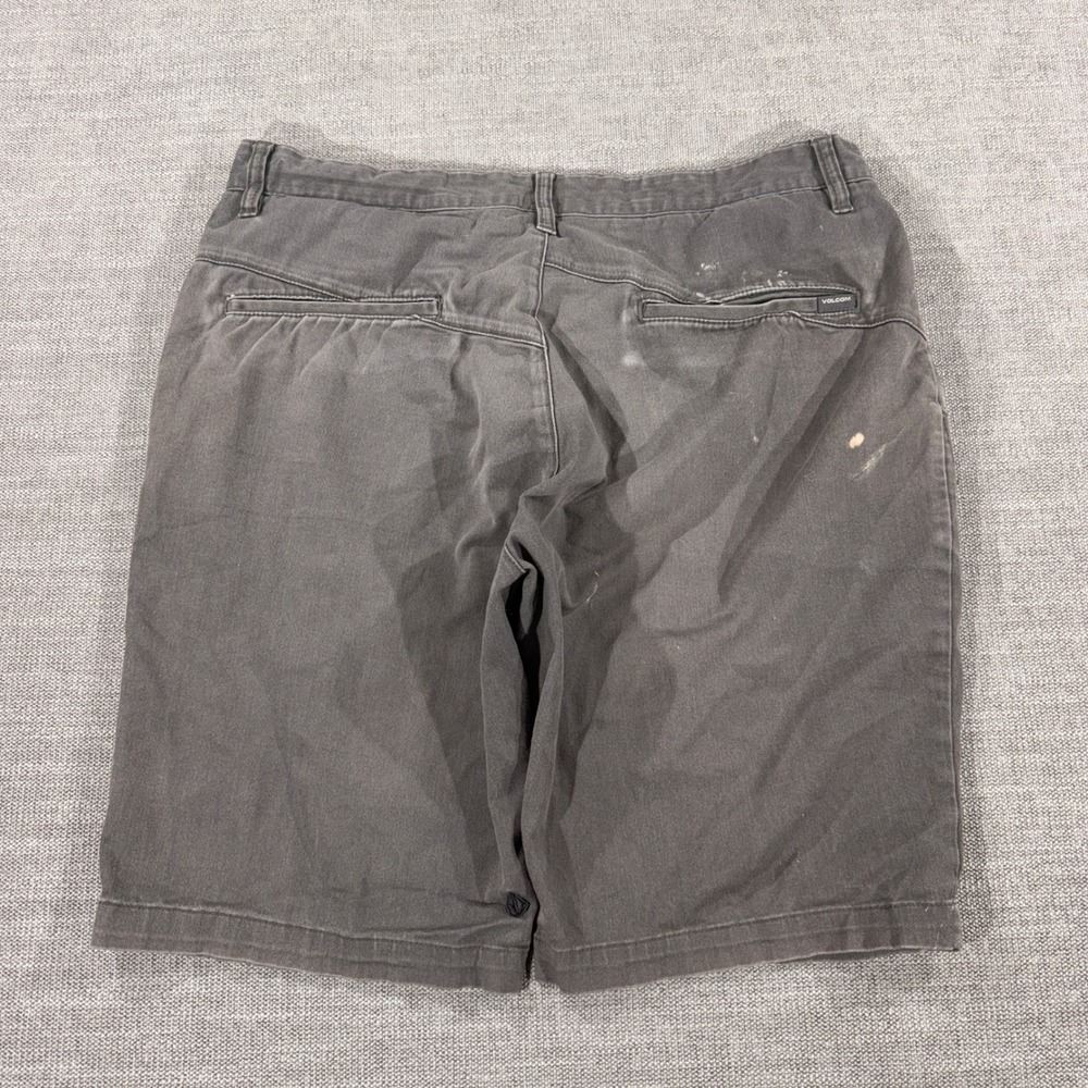 Volcom Chino Shorts Mens 34 Gray Fair Distressed Paint Splatter Skate Casual - Picture 2 of 8